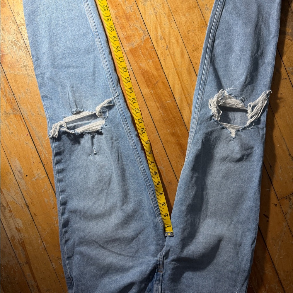 Abercrombie & Fitch Light Blue Distressed Jeans - Picture 4 of 5